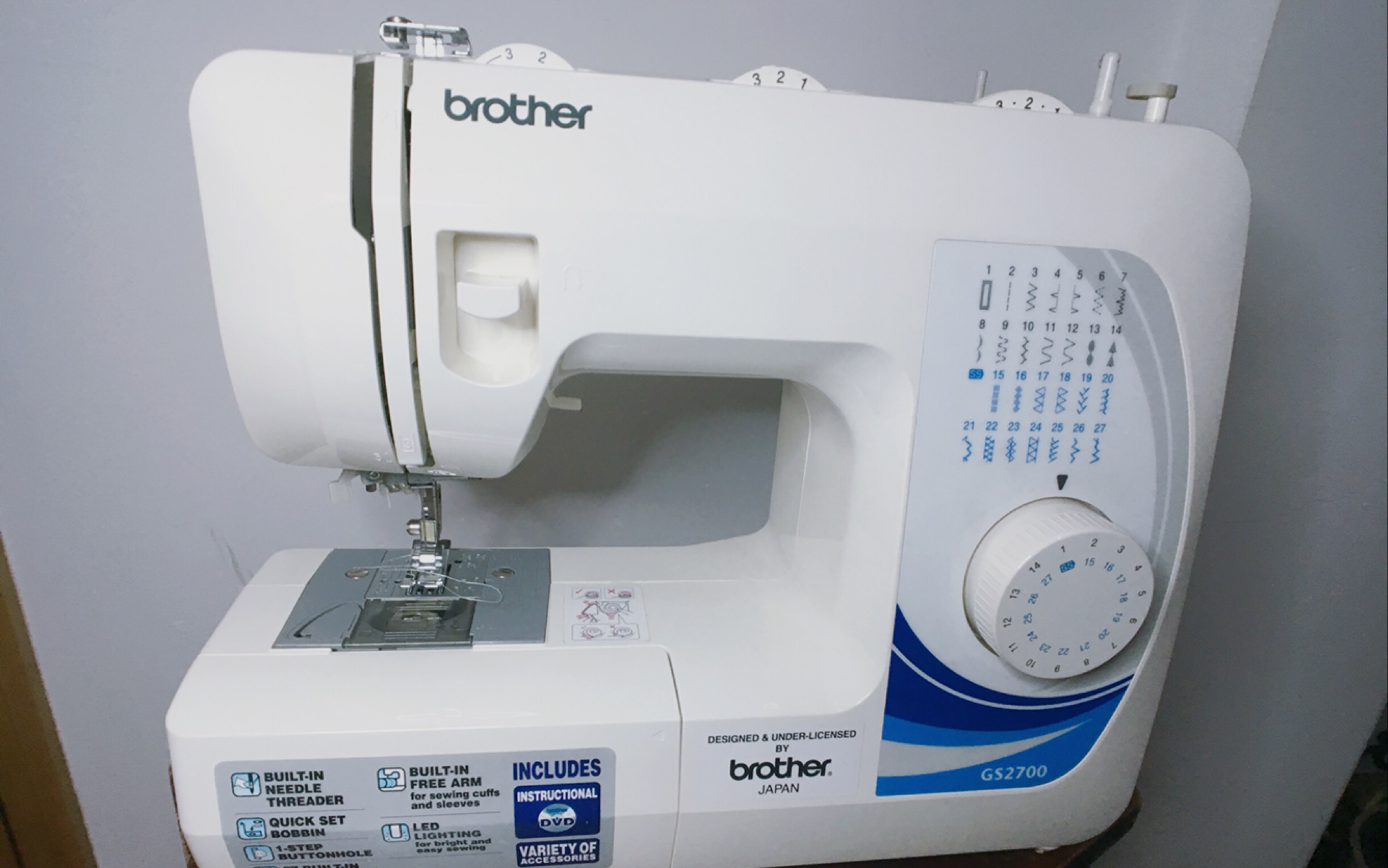 【白菜一块五】bjd娃衣入门缝纫机测评兄弟brother gs2700，百元价位缝纫机实测 娃衣制作用