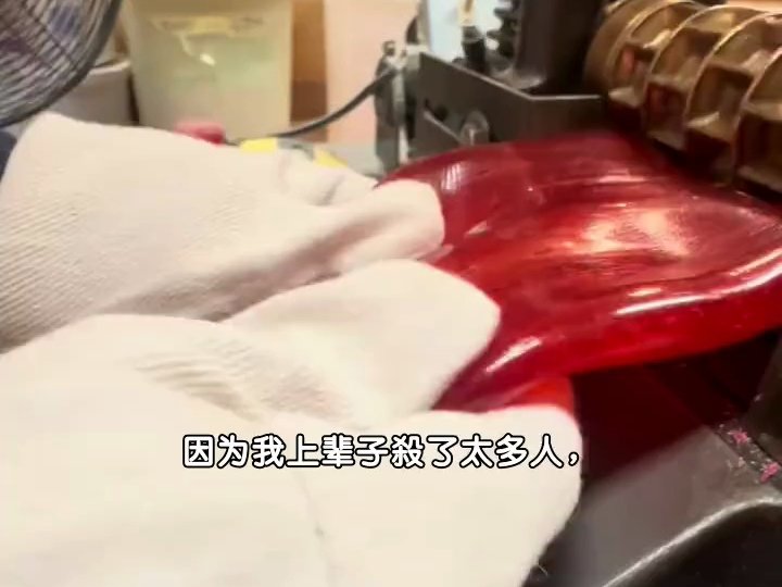 谁给你的胆子，拿着我的枪，闯我的家，杀我的人？这句话落下时，整个陆家都听见了我藏了一辈子的锋芒。