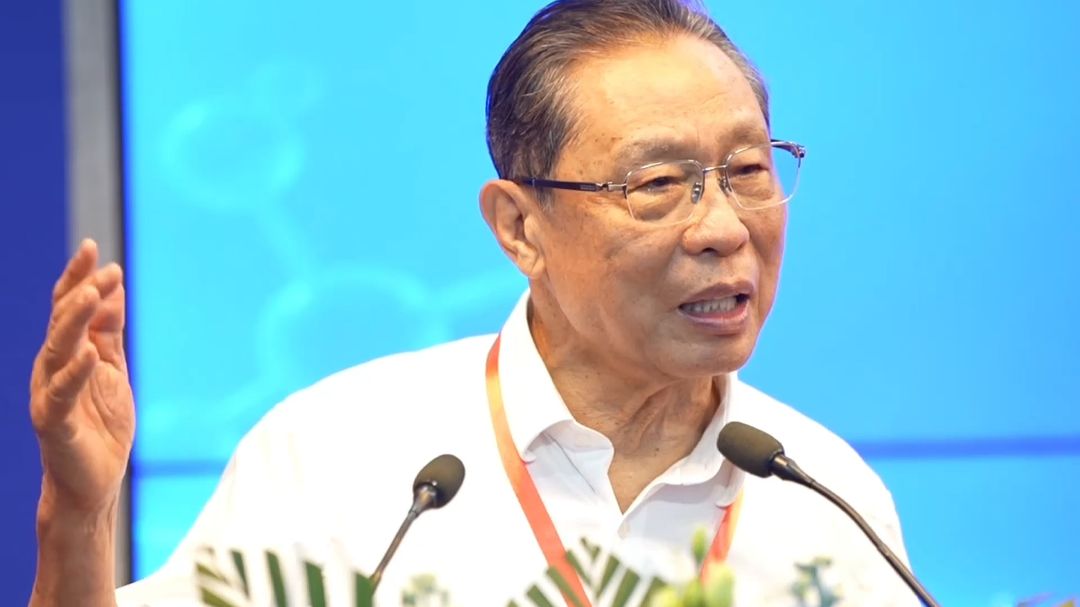 中国工程院院士钟南山：科研要“立地”，让老百姓用得起前沿技术