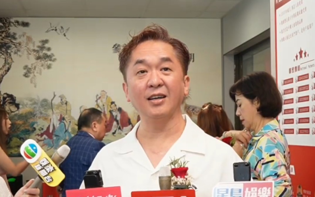 梅艷芳骨灰被盜｜鄧兆尊早知情 料難尋回「唔係公眾位，好多嘢係自己人先知道，考慮埋利益行先，你會諗到嗰答案係點」｜唔怕爸爸墓地遭冒犯「土
