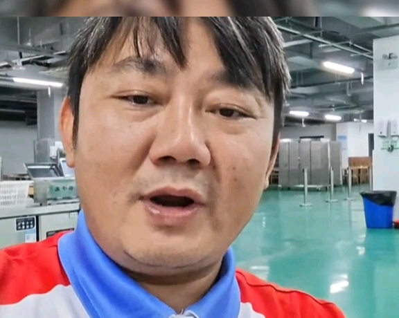 张雪又发朋友圈悬赏求助了，谁米饭蒸的好吃快告诉他
