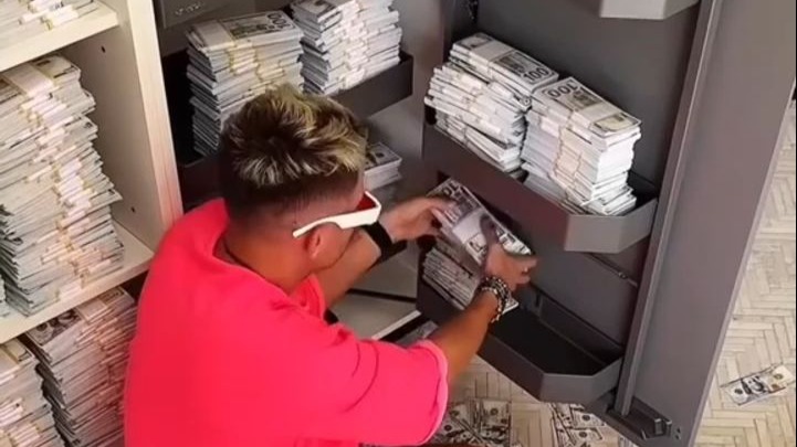 赌王的鞋柜太奢华了