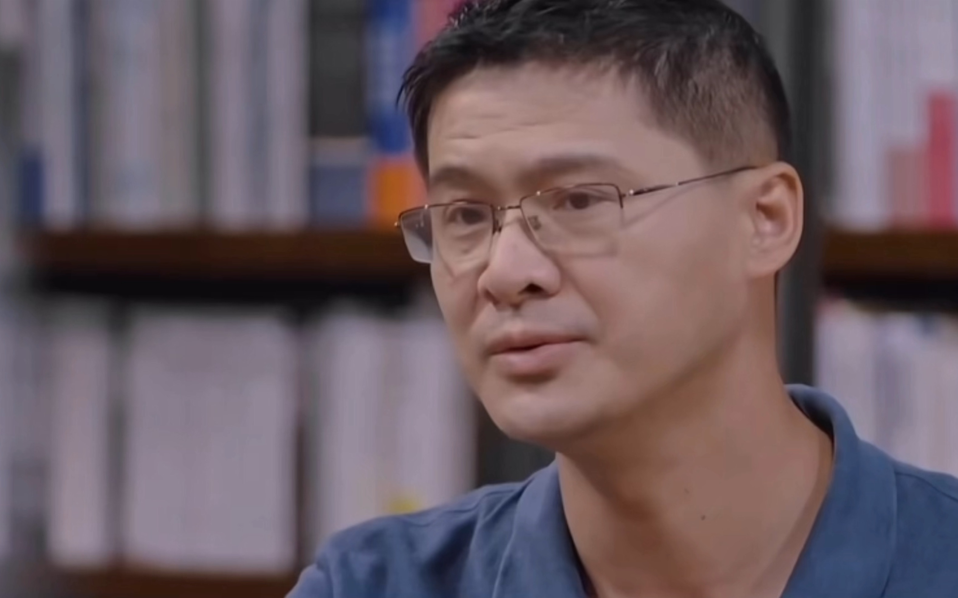 “命运所有的馈赠，都早已在暗中标好了价格”